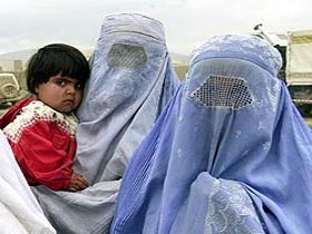 Мусульмане. Фото www.kaliningrad.kp.ru (с) Мусульмане. Фото www.kaliningrad.kp.ru (с)