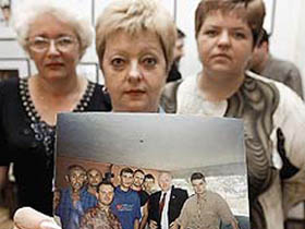 Жены моряков. Фото: Новые Известия Жены моряков. Фото: Новые Известия