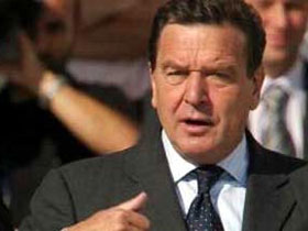 Герхард Шредер. Фото с сайта podrobnosti.ua (c) Герхард Шредер. Фото с сайта podrobnosti.ua (c)