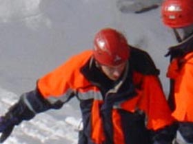 Сотрудники МЧС, поселок Елецкий. Фото РИА "Новости" (с) Сотрудники МЧС, поселок Елецкий. Фото РИА "Новости" (с)