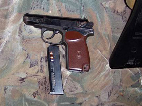 Пистолет Макарова. Фото с сайта forum.skying.net.ru (с) Пистолет Макарова. Фото с сайта forum.skying.net.ru (с)