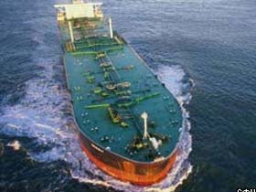 Танкер. Фото: СФН-РБК (с) Танкер. Фото: СФН-РБК (с)