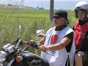 Активист "Российских пенсионеров". Фото: ogorizont.ru (с) Активист "Российских пенсионеров". Фото: ogorizont.ru (с)