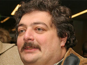Писатель Дмитрий Быков. Фото с сайта lenta.ru Писатель Дмитрий Быков. Фото с сайта lenta.ru