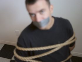 Молчание, цензура. Фото с сайта photos.com Молчание, цензура. Фото с сайта photos.com