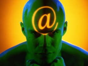 Хакер. Фото с сайта photos.com Хакер. Фото с сайта photos.com