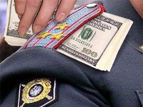 Милиция. Коллаж с сайта www.ej.ru Милиция. Коллаж с сайта www.ej.ru