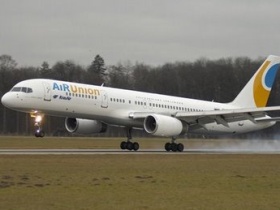 Самолет AirUnion. Фото с сайта theairlineblog.blogspot.com Самолет AirUnion. Фото с сайта theairlineblog.blogspot.com