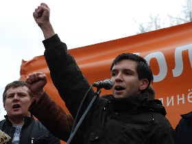 Олег Козловский на митинге "Солидарности". Фото Каспаров.Ru Олег Козловский на митинге "Солидарности". Фото Каспаров.Ru