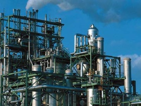 Московский НПЗ. Фото: news.made.ru Московский НПЗ. Фото: news.made.ru