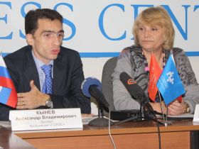 Александр Кынов и Лилия Шибанова, ассоциация "Голос". Фото: Собкор®ru. Александр Кынов и Лилия Шибанова, ассоциация "Голос". Фото: Собкор®ru.