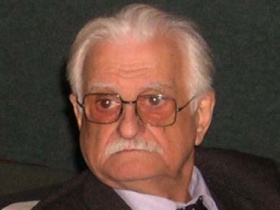 Марлен Хуциев. Фото с сайта kino-teatr.ru Марлен Хуциев. Фото с сайта kino-teatr.ru