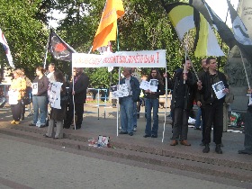 Пикет памяти Рима Шайгалимова. Фото Каспарова.Ru Пикет памяти Рима Шайгалимова. Фото Каспарова.Ru