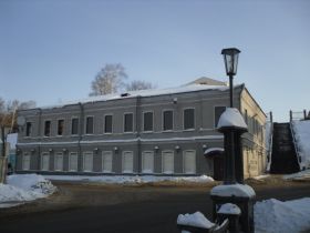 Заводоуправление, фото Софья Русовой, Каспаров.Ru Заводоуправление, фото Софья Русовой, Каспаров.Ru