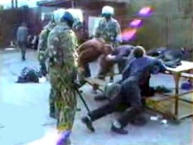 Избиение заключенных, фото с community.livejournal.com (с) Избиение заключенных, фото с community.livejournal.com (с)