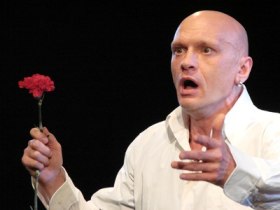 Спектакль "Вальс на прощание". Фото: aldevot.livejournal.com Спектакль "Вальс на прощание". Фото: aldevot.livejournal.com