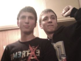 Никита Калин с другом. Фото с сайта vk.com Никита Калин с другом. Фото с сайта vk.com