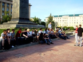 "Народные гулянья". Фото с сайта Виктора Шамаева "Народные гулянья". Фото с сайта Виктора Шамаева