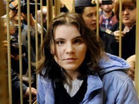 Освобождение Екатерины Самуцевич. Фото с сайта: polit.ru Освобождение Екатерины Самуцевич. Фото с сайта: polit.ru