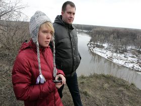 Евгения Чирикова и Николай Ляскин в Хоперском заповеднике. Фото с сайта openaction.ru Евгения Чирикова и Николай Ляскин в Хоперском заповеднике. Фото с сайта openaction.ru