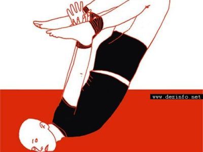 Пытка "конвертом". Фото с сайта dezinfo.net Пытка "конвертом". Фото с сайта dezinfo.net