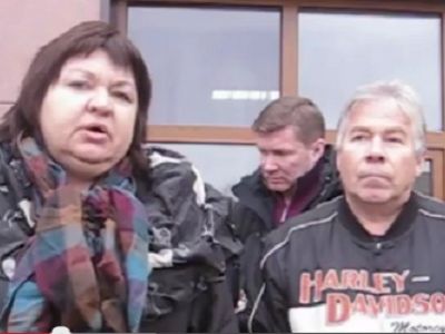 Протестующие жители Тамани. Кадр из ролика youtu.be/SLFDcGrhwzw Протестующие жители Тамани. Кадр из ролика youtu.be/SLFDcGrhwzw