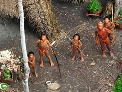 Люди, ушедшие от государств и империй. Фото из блога borisakunin.livejournal.com Люди, ушедшие от государств и империй. Фото из блога borisakunin.livejournal.com