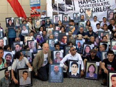 Протесты в Турции. Фото из блога diana-saratov.livejournal.com Протесты в Турции. Фото из блога diana-saratov.livejournal.com