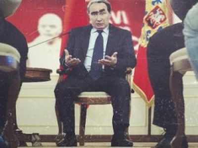 Брови черные, густые. Фото vk.com Брови черные, густые. Фото vk.com