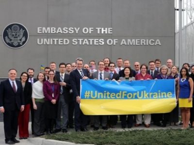 Сотрудники посольства США на Украине (unian.net) Сотрудники посольства США на Украине (unian.net)