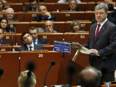 Порошенко в Европарламенте. Фото из блога vg-saveliev.livejournal.com Порошенко в Европарламенте. Фото из блога vg-saveliev.livejournal.com