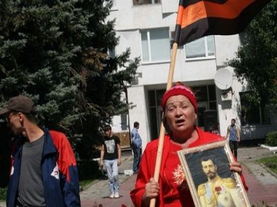 Самара - проводы добровольцев на войну (http://elena-mahrova.livejournal.com/145766.html) Самара - проводы добровольцев на войну (http://elena-mahrova.livejournal.com/145766.html)