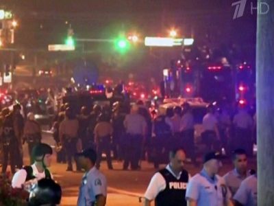 Протесты в Фергюсоне. Источник - http://img1.1tv.ru/ Протесты в Фергюсоне. Источник - http://img1.1tv.ru/