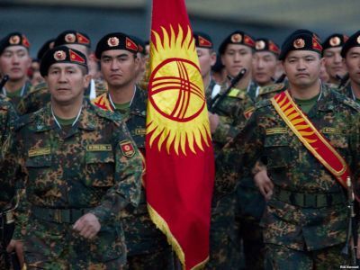 Киргизский парад. Фото: visualrian.ru Киргизский парад. Фото: visualrian.ru