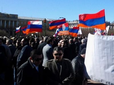 Митинг памяти жертв геноцида на Марсовом поле, 24.4.15. Источник - https://www.facebook.com/irina.mulina.7 Митинг памяти жертв геноцида на Марсовом поле, 24.4.15. Источник - https://www.facebook.com/irina.mulina.7