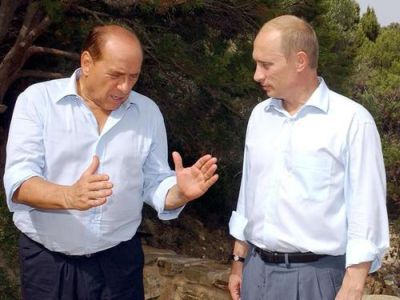 Владимир Путин и Сильвио Берлускони. Фото: Твиттер Владимир Путин и Сильвио Берлускони. Фото: Твиттер
