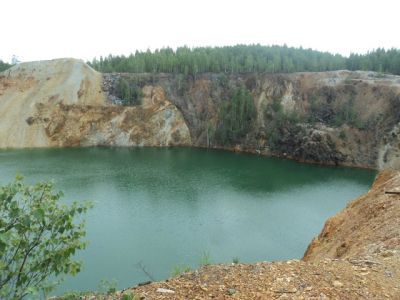 Мертвое озеро. Фото: tagilcity.ru Мертвое озеро. Фото: tagilcity.ru