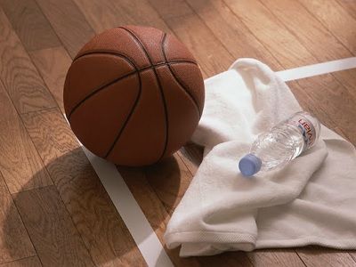 Баскетбольный мяч. Фото: goodfons.ru Баскетбольный мяч. Фото: goodfons.ru