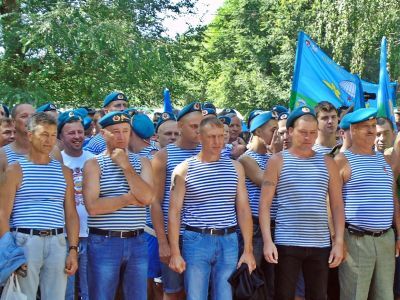 День ВДВ. Фото: Виктор Шамаев, Каспаров.Ru День ВДВ. Фото: Виктор Шамаев, Каспаров.Ru