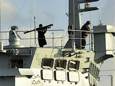 Россиянин с ПЗРК. Фото: twitter.com/carlbildt Россиянин с ПЗРК. Фото: twitter.com/carlbildt