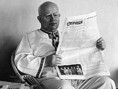 Хрущев в вышиванке. Фото: weekend.rambler.ru Хрущев в вышиванке. Фото: weekend.rambler.ru