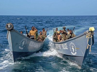 Морское полицейское подразделение Сомали. Публикуется в mi3ch.livejournal.com Морское полицейское подразделение Сомали. Публикуется в mi3ch.livejournal.com