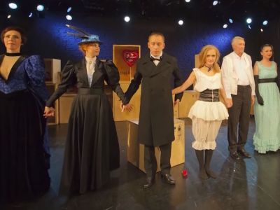 Спектакль "Хоровод" в Лицейском театре. Фото: Лента.Ru Спектакль "Хоровод" в Лицейском театре. Фото: Лента.Ru