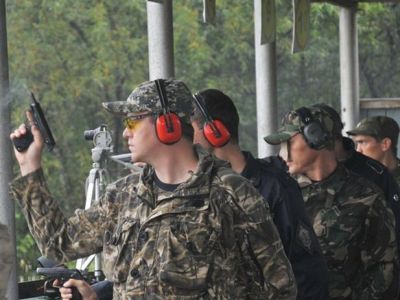 Команда силовиков. Фото: 79.мвд.рф Команда силовиков. Фото: 79.мвд.рф