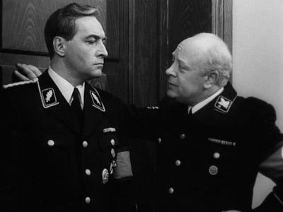 Штирлиц и Мюллер, т/ф "Семнадцать мгновений весны". Источник - static.diary.ru/userdir/1/7/7/1/17713 Штирлиц и Мюллер, т/ф "Семнадцать мгновений весны". Источник - static.diary.ru/userdir/1/7/7/1/17713