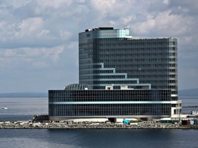 Недостроенный отель Hyatt во Владивостоке. Фото: xn—80aughn.xn—p1ai. Недостроенный отель Hyatt во Владивостоке. Фото: xn—80aughn.xn—p1ai.