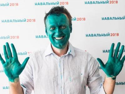 Навальный в зеленке. Фото: navalny.com Навальный в зеленке. Фото: navalny.com