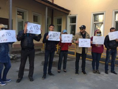 Флешмоб ВИЧ-инфицированных. Фото: Сергей Богданов, Каспаров.Ru Флешмоб ВИЧ-инфицированных. Фото: Сергей Богданов, Каспаров.Ru