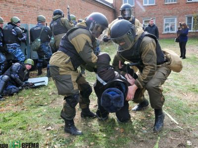 Подавление бунта "Наше время" Подавление бунта "Наше время"