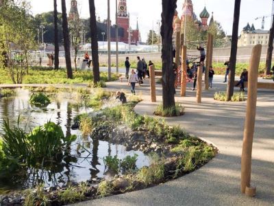 Парк "Зарядье". Фото: Kudamoscow.ru Парк "Зарядье". Фото: Kudamoscow.ru